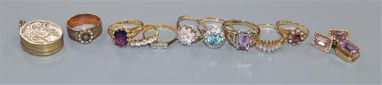 A George III mourning ring(a.f.), eight assorted dress rings including three 9ct, one 14k, one 12ct gold and two 18ct, etc.
